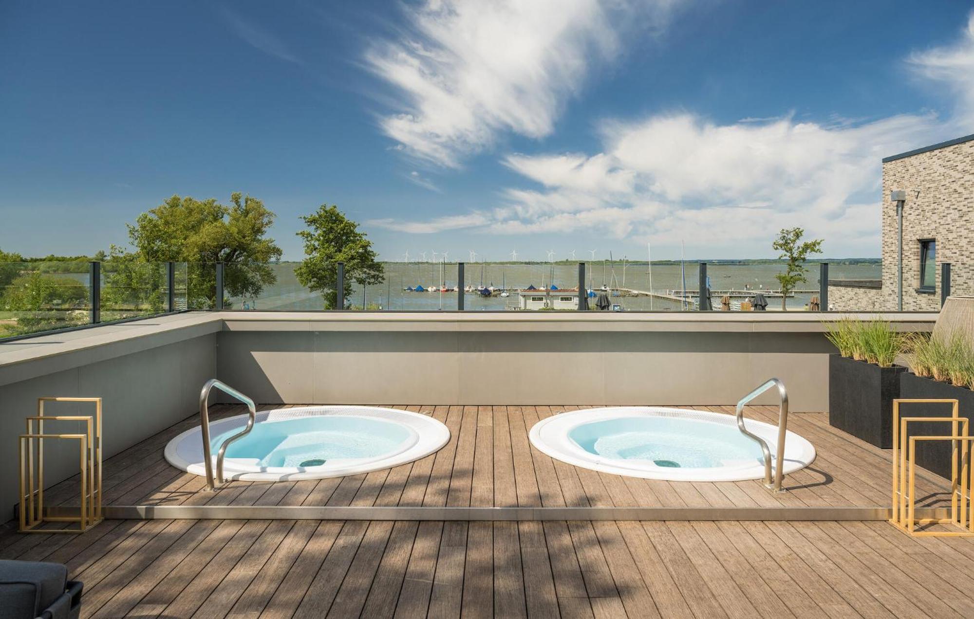 Amazing Home In Lembruch-Duemmer See With Sauna מראה חיצוני תמונה